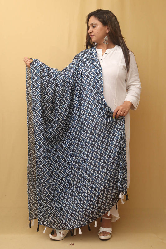 Blue Tie And Dye Cotton Dupatta - Luxurion World