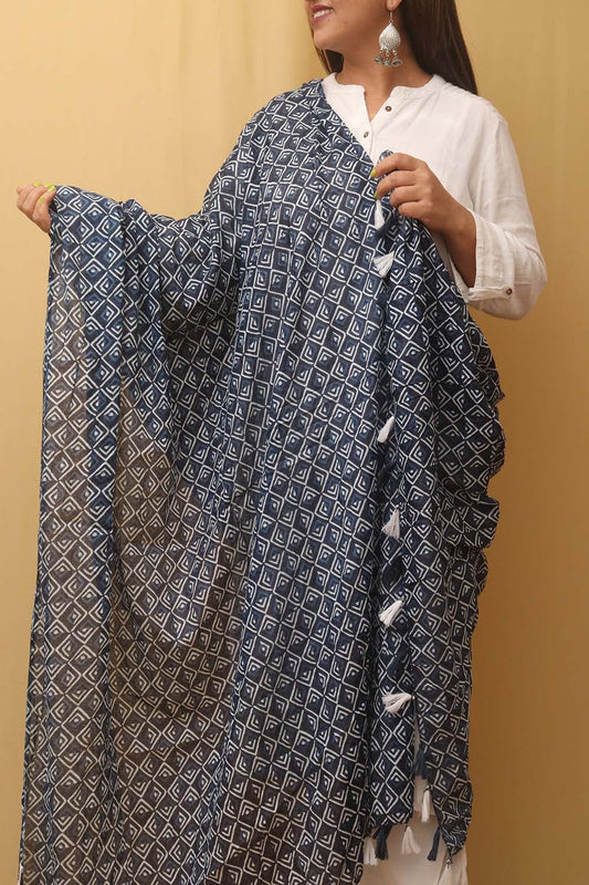 Blue Tie And Dye Cotton Dupatta - Luxurion World