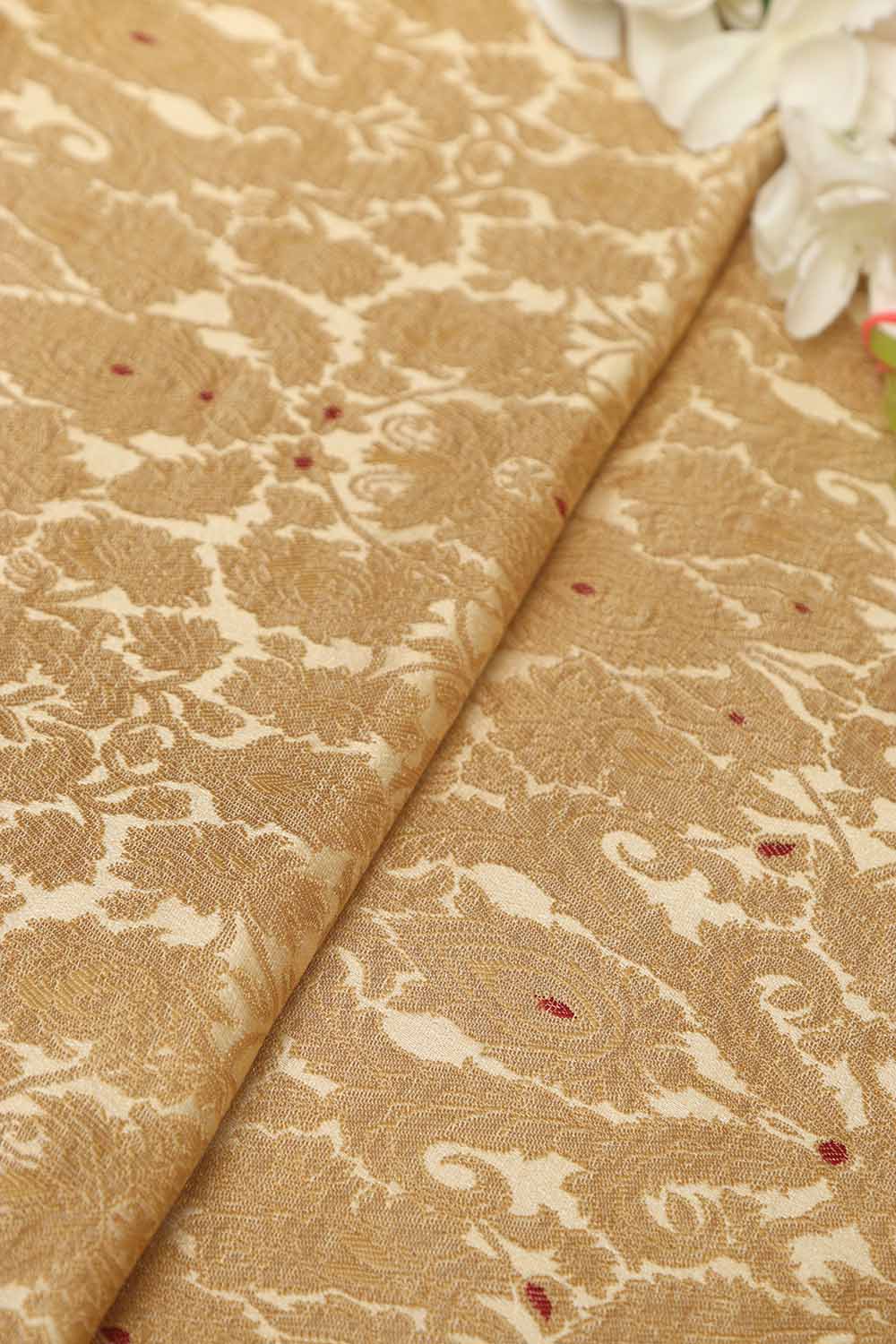 Exquisite Golden Banarasi Kimkhwab Silk Fabric ( 1 Mtr ) - Luxurion World