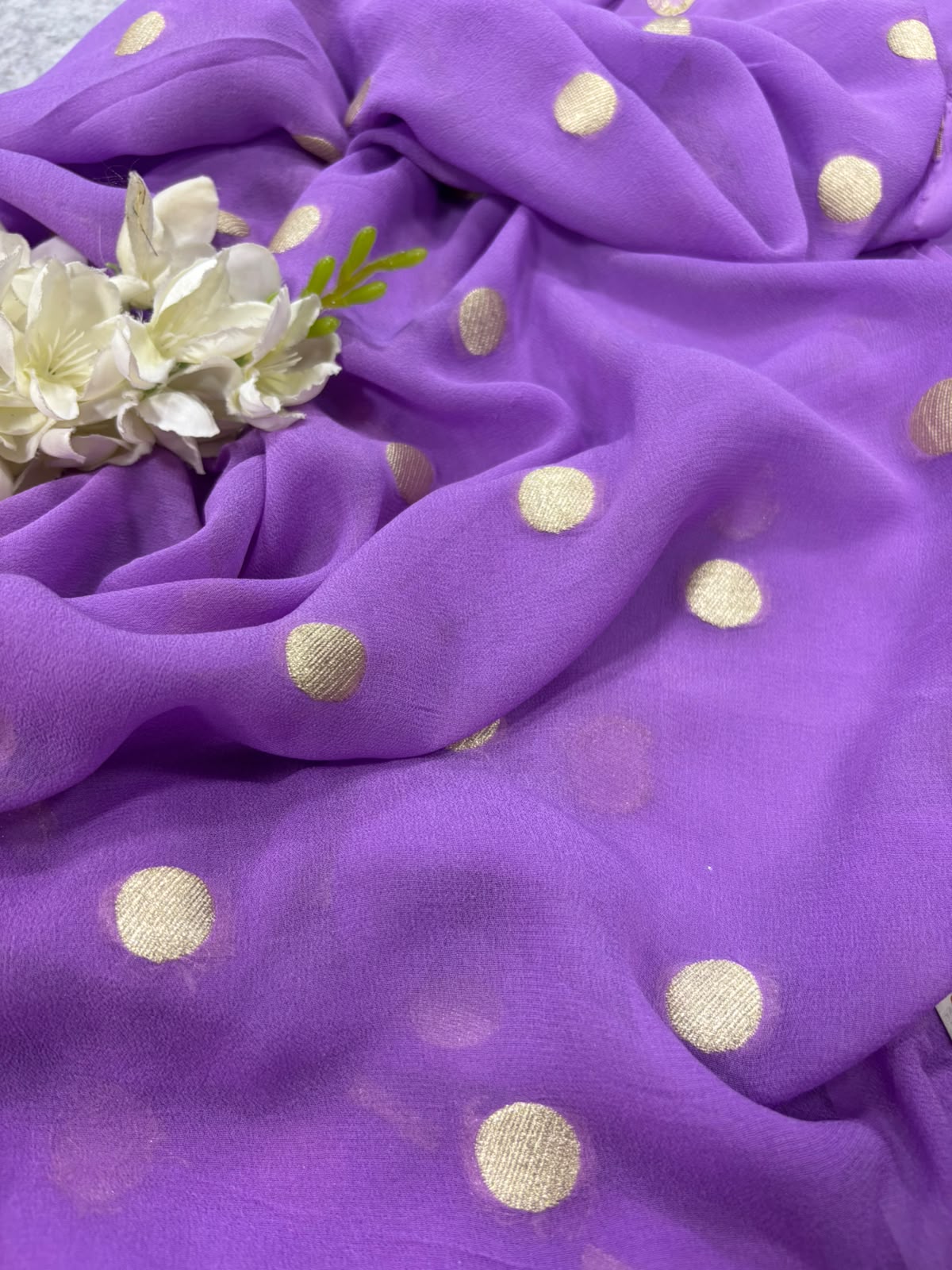Lavender Banarasi Handloom Pure Georgette Fabric Polka Dot ( 2.5 Mtr )