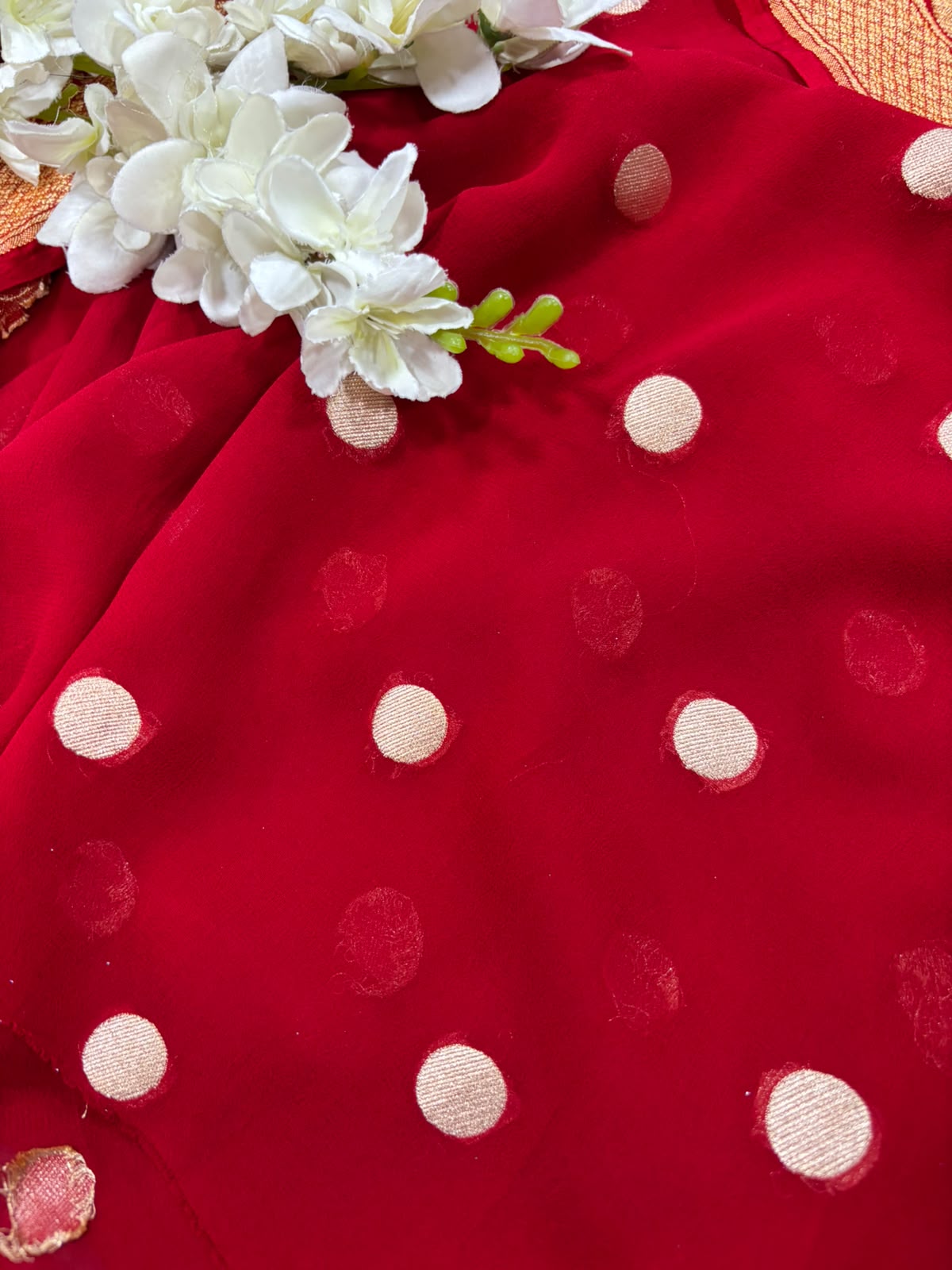 Red Banarasi Handloom Pure Georgette Fabric Polka Dot ( 2.5 Mtr )