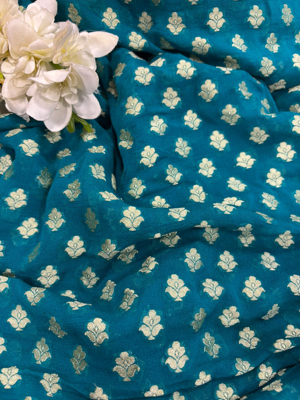 Blue Banarasi Handloom Pure Georgette Fabric ( 2.5 Mtr )