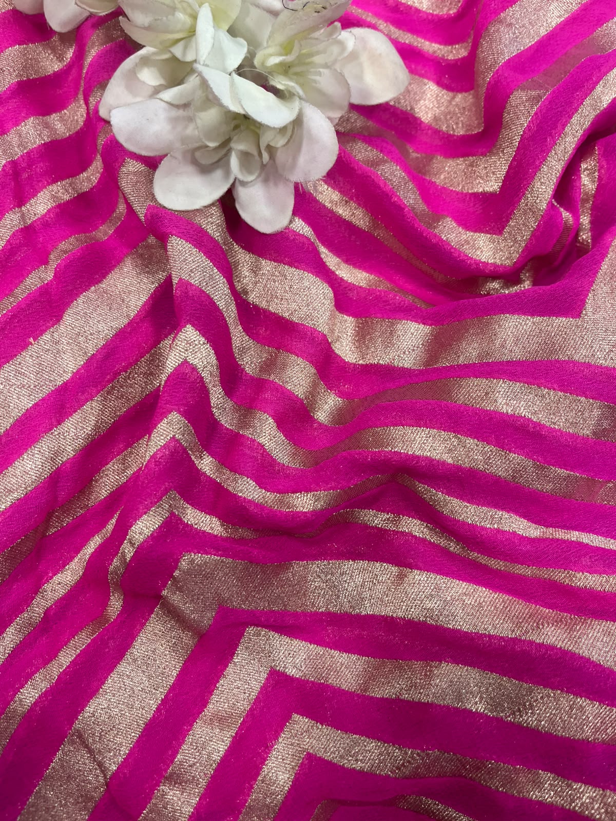 Pink Banarasi Handloom Pure Georgette Fabric Zig Zag Design ( 2.5 Mtr )
