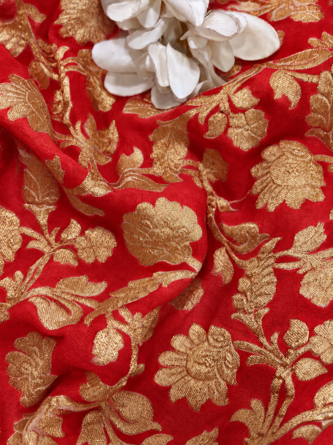 Red Banarasi Handloom Pure Georgette Fabric Flower Design ( 1 Mtr )