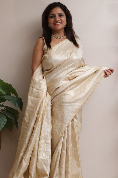 Exquisite Dyeable Handloom Banarasi Pure Moonga Tissue Silk Saree - Luxurion World