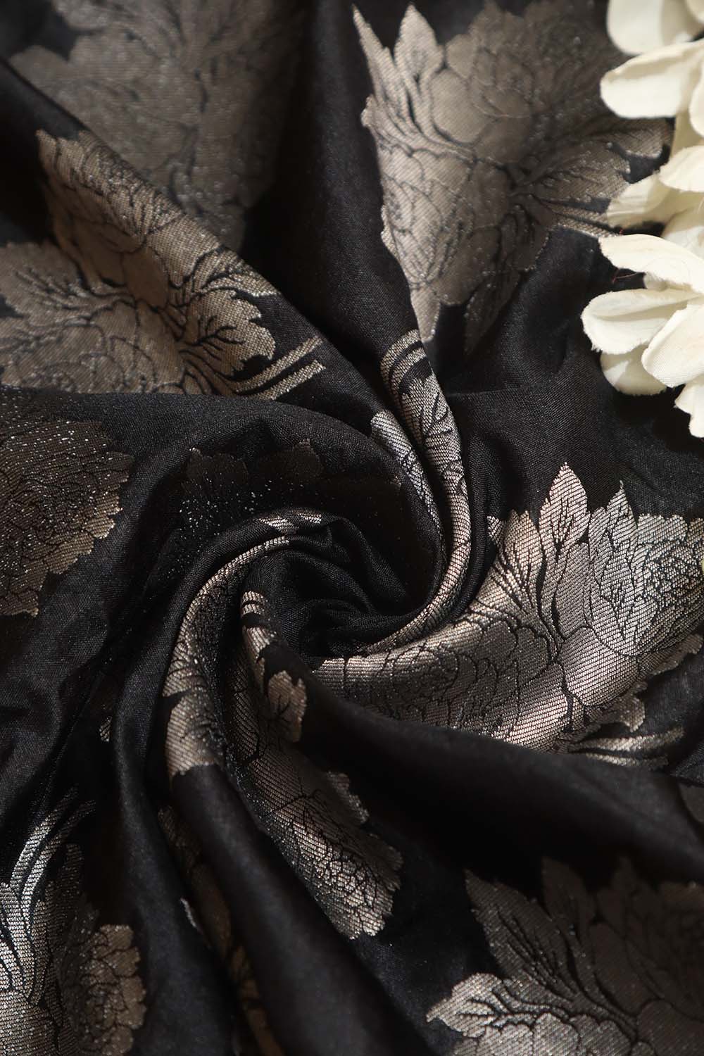 Elegant Black Banarasi Silk Silver Zari Floral Design Fabric ( 1 Mtr ) - Luxurion World