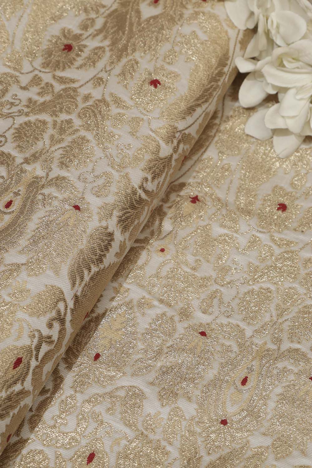 Elegant White Banarasi  Kimkhwab Silk Fabric ( 1 Mtr ) - Luxurion World