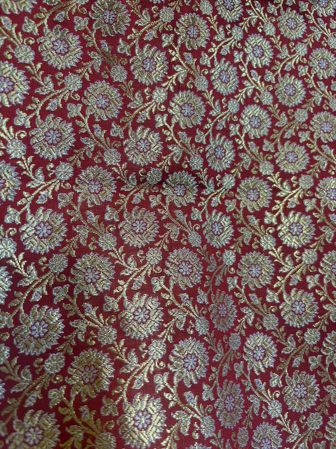 Maroon Handloom Banarasi Silk Brocade Sona Roopa Flower Design Fabric ( 1 Mtr ) - Luxurion World
