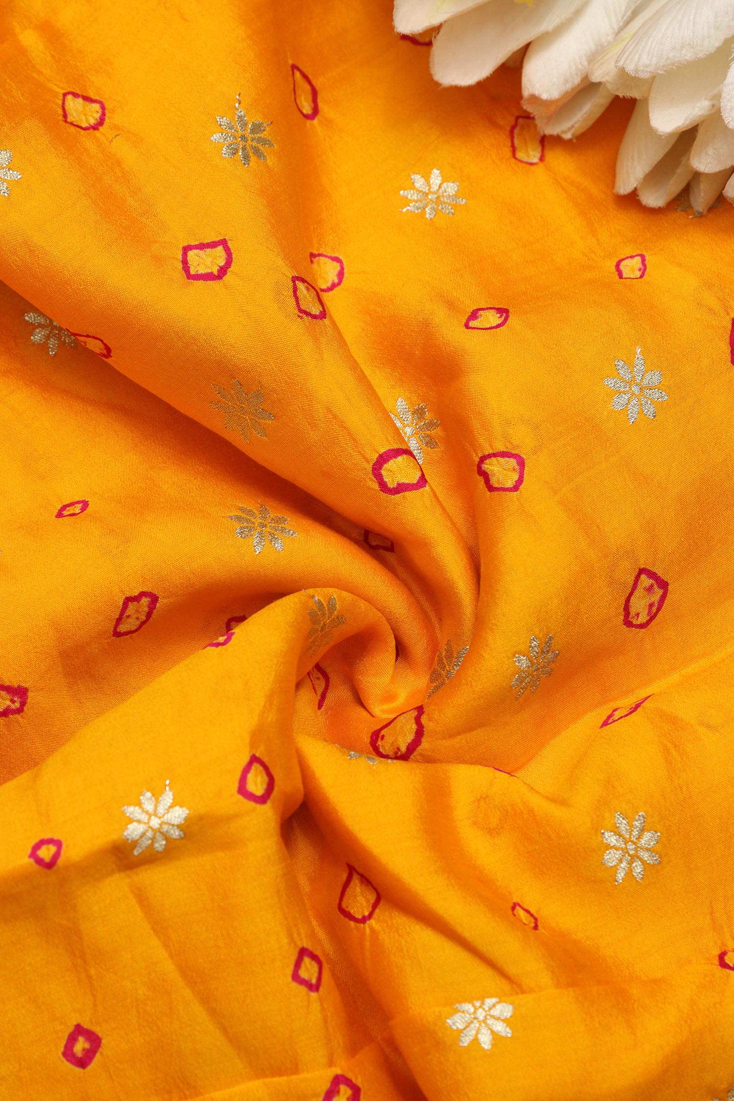Yellow Banarasi Hand Bandhej Pure Chiniya Silk Fabric ( 2.5 Mtr ) - Luxurion World