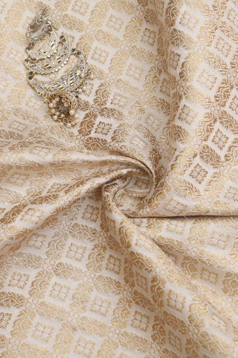 Off White Banarasi Silk Fabric ( 0.8 Mtr ) - Luxurion World