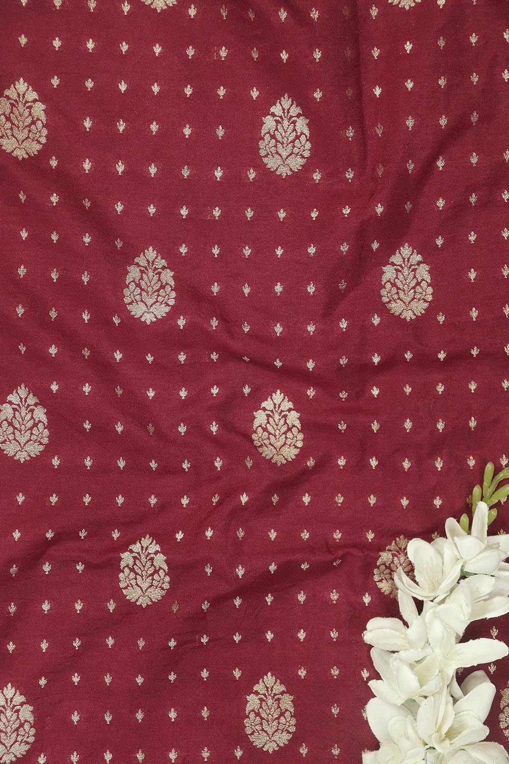 Elegant Maroon Banarasi Silk Fabric: 1 Mtr Length - Luxurion World