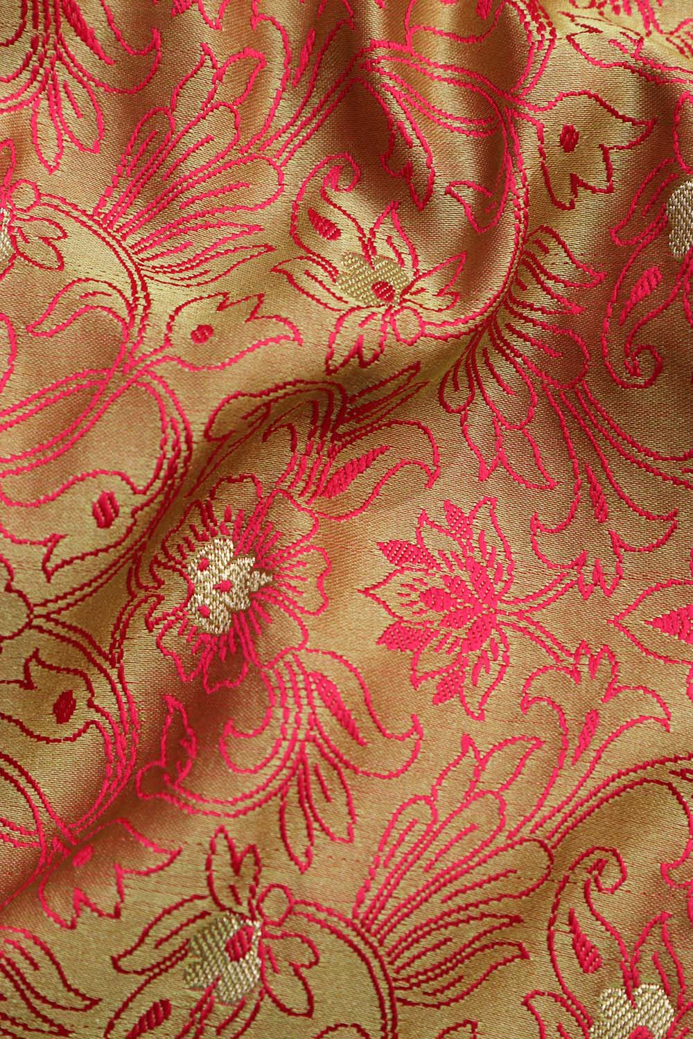 Stunning Green Banarasi Tanchui Silk Fabric ( 2.5 Mtr ) - Luxurion World