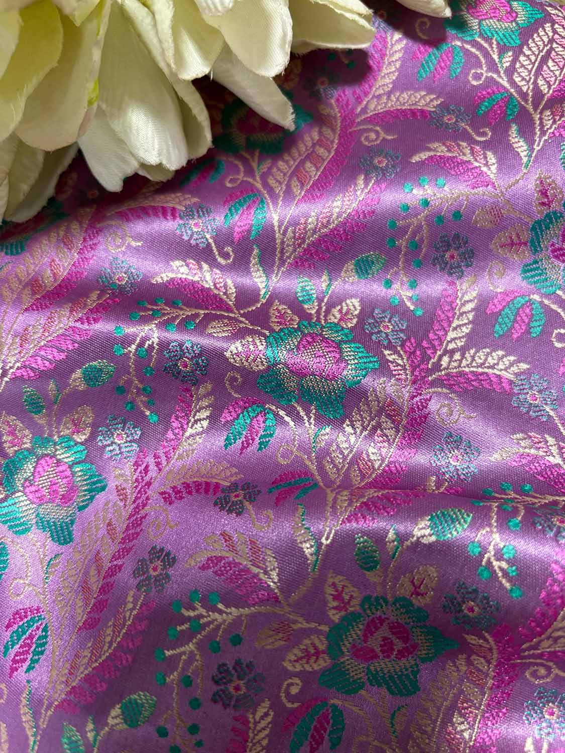 Elegant Purple Banarasi Silk Tanchui Fabric (1 Mtr) - Luxurion World