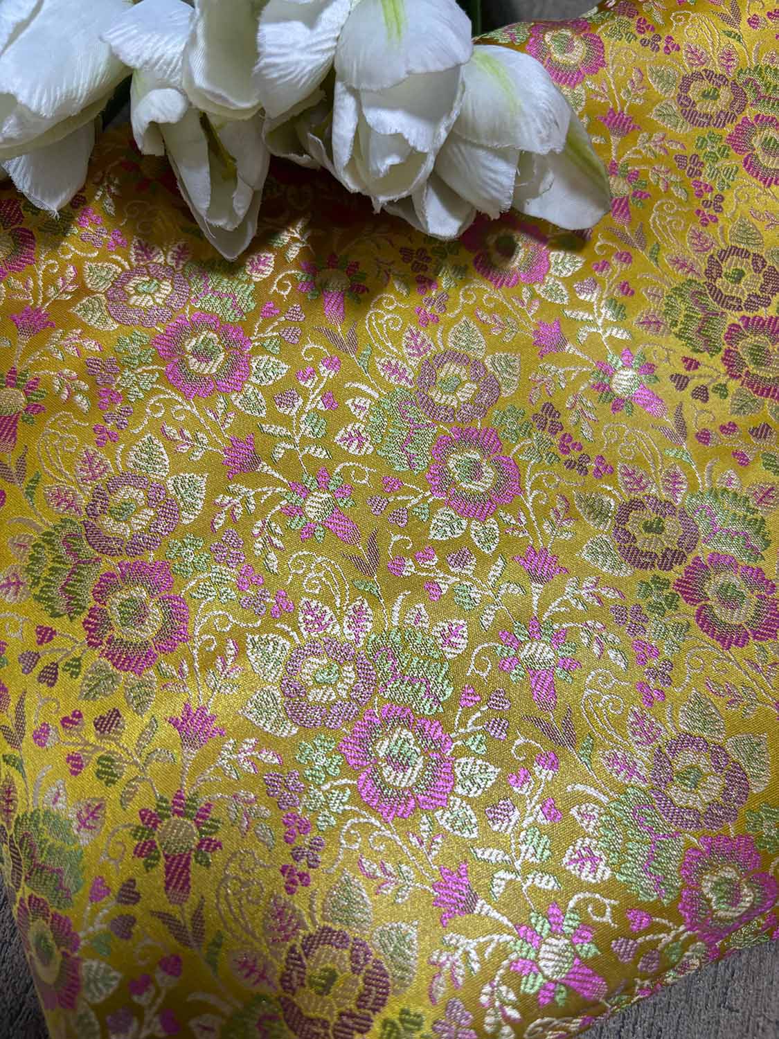 Yellow Banarasi Silk Tanchui Fabric ( 1 Mtr ) - Luxurion World