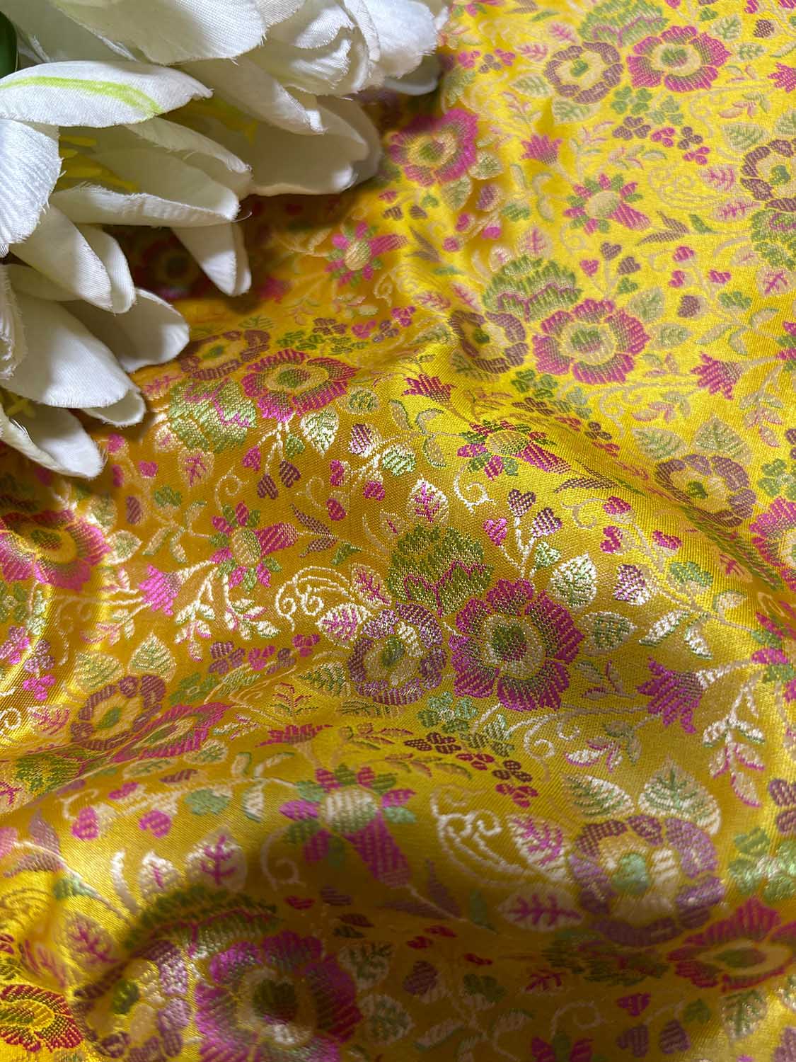 Yellow Banarasi Silk Tanchui Fabric ( 1 Mtr ) - Luxurion World