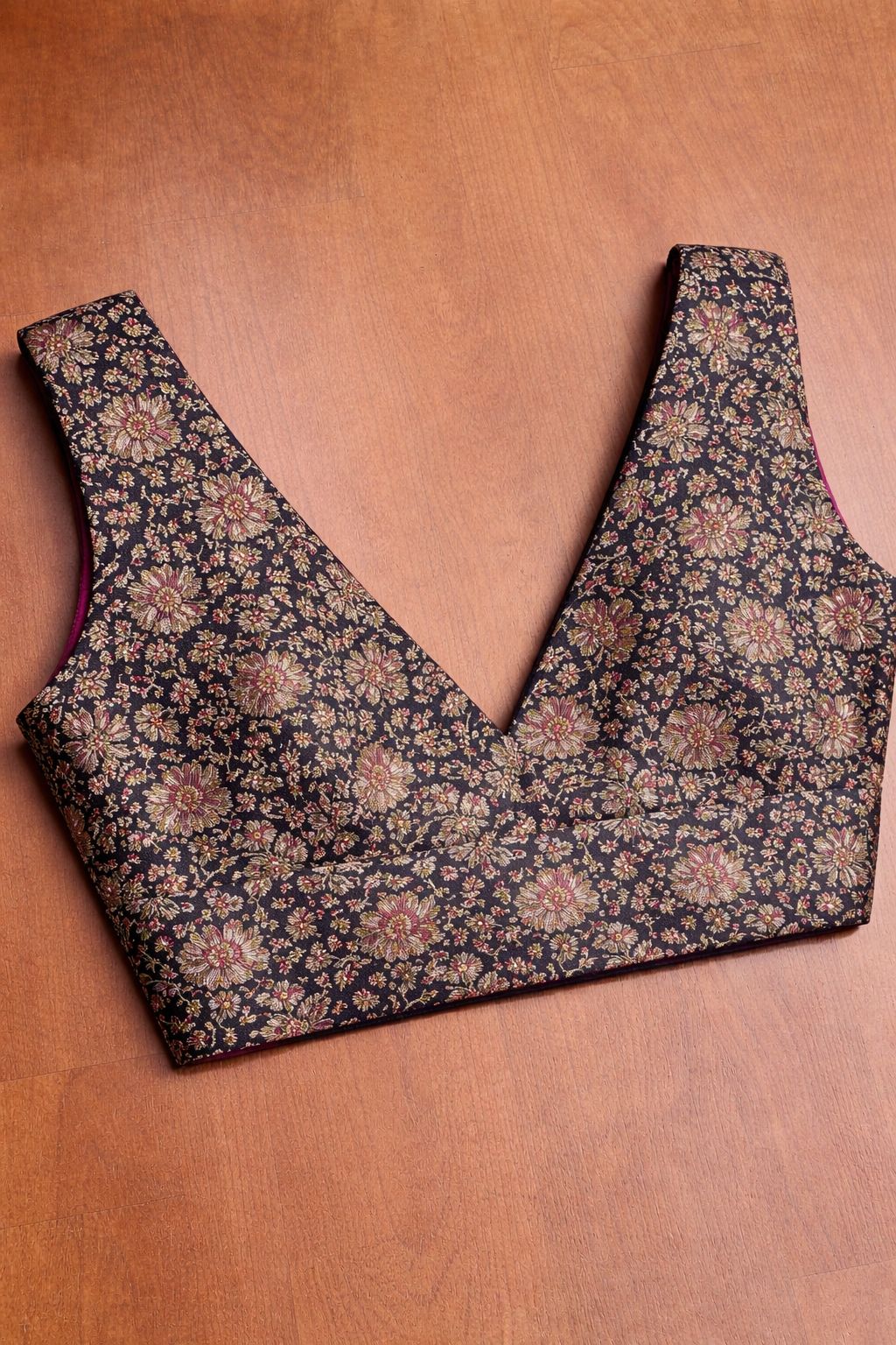 Black Banarasi Silk Tanchui Blouse - Luxurion World