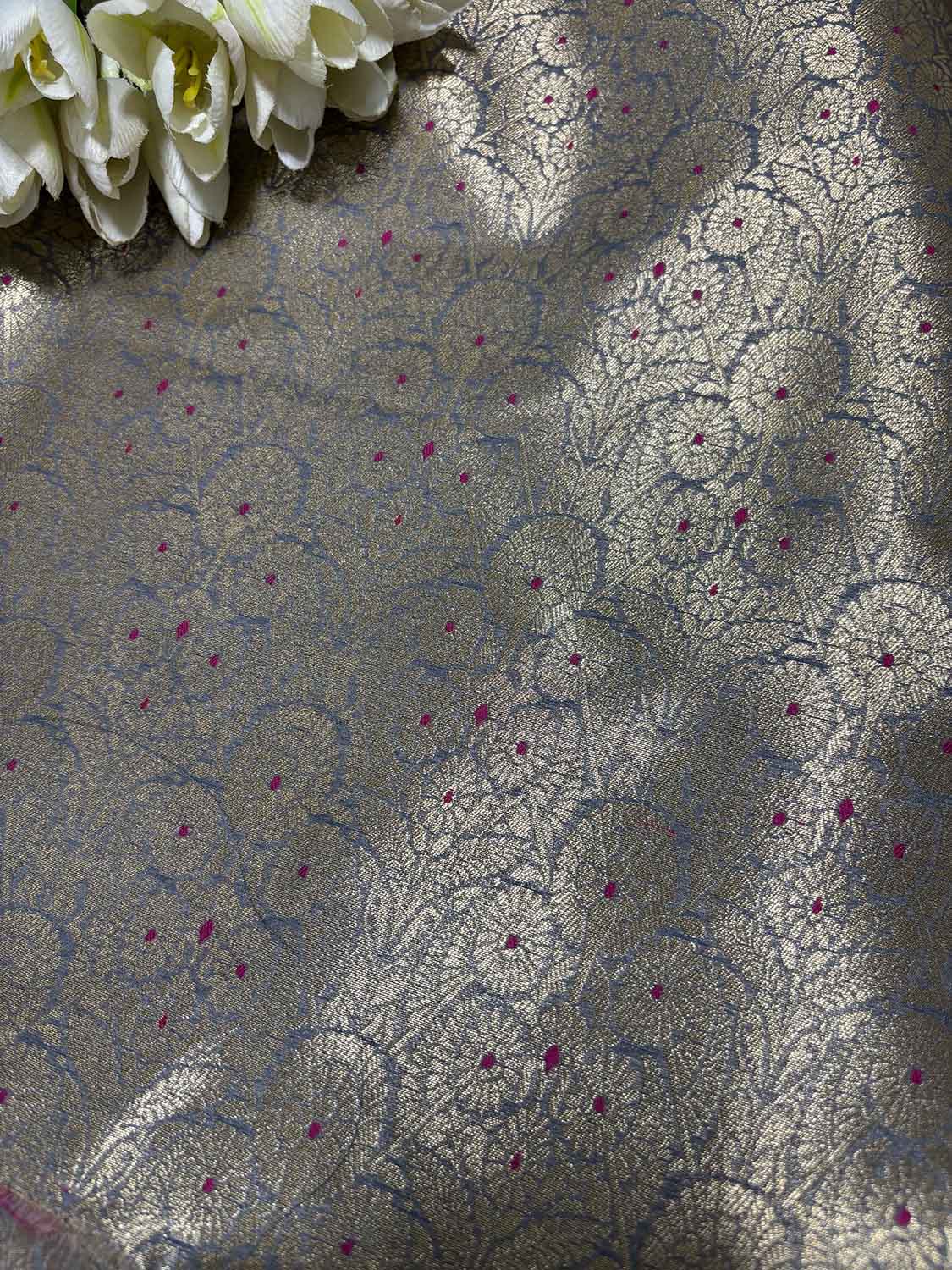 Elegant Grey Banarasi Silk Brocade Meenakari Fabric ( 1 Mtr ) - Luxurion World