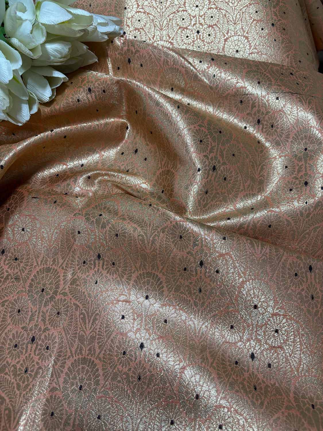 Peach Banarasi Silk Brocade Meenakari Fabric ( 1 Mtr ) - Luxurion World