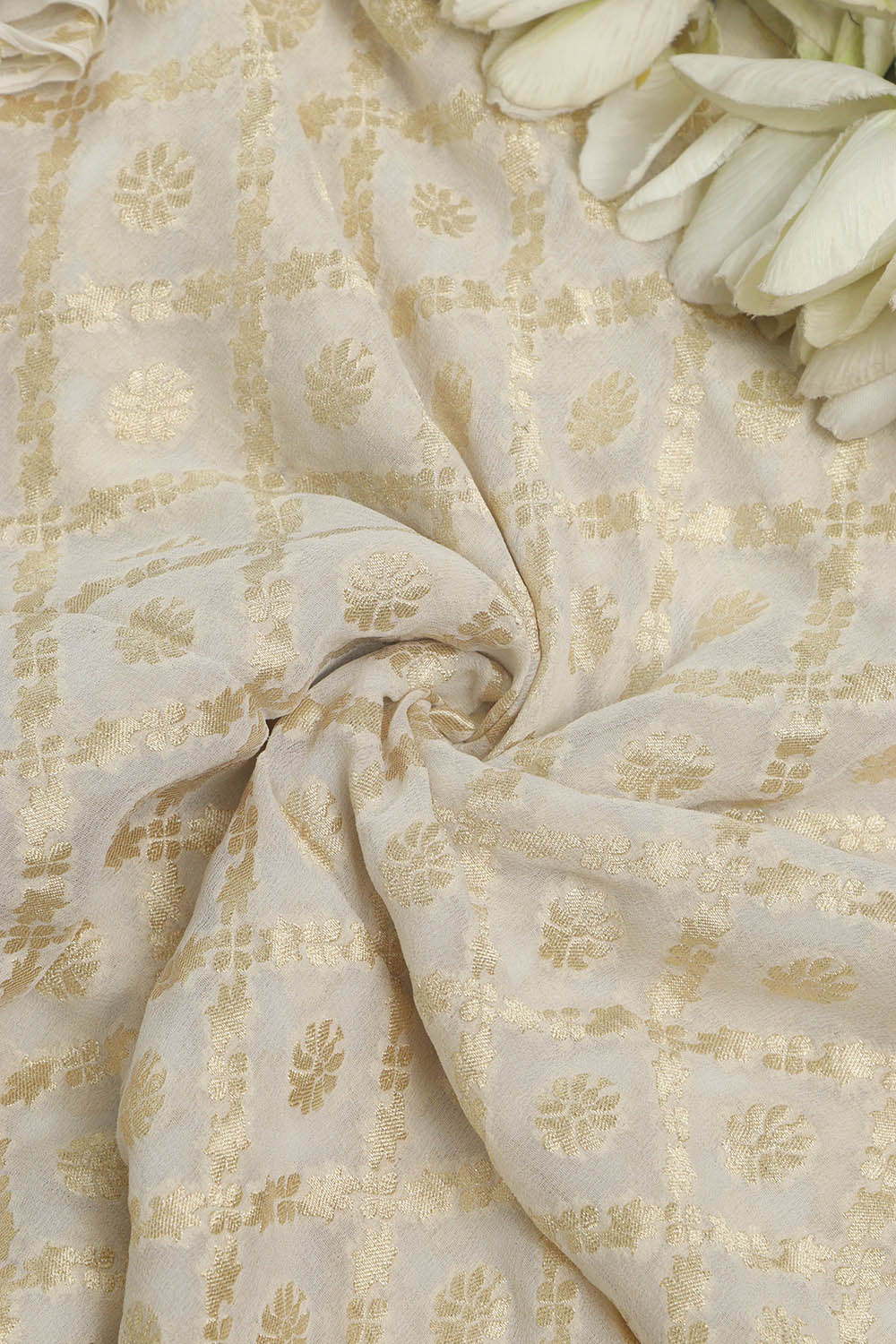 Dyeable Banarasi Handloom Pure Georgette Fabric ( 1 Mtr ) - Luxurion World