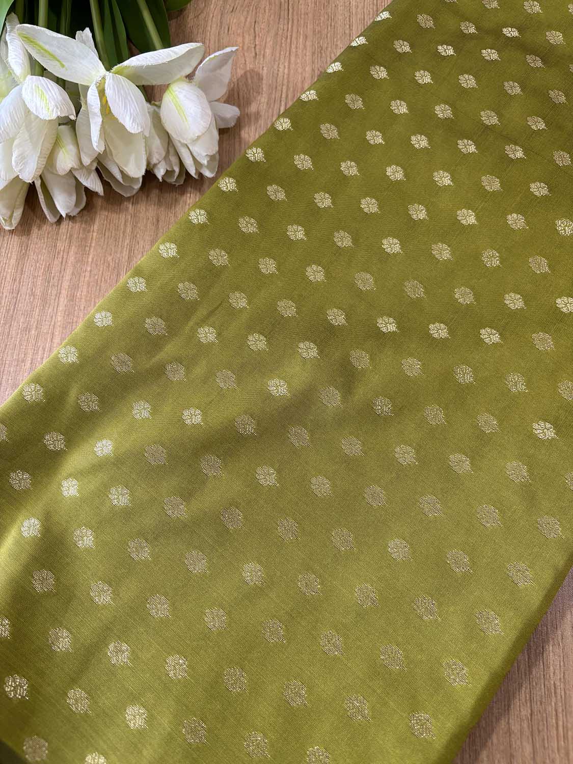 Green Banarasi Silk Small Booti Design Fabric ( 1 Mtr ) - Luxurion World