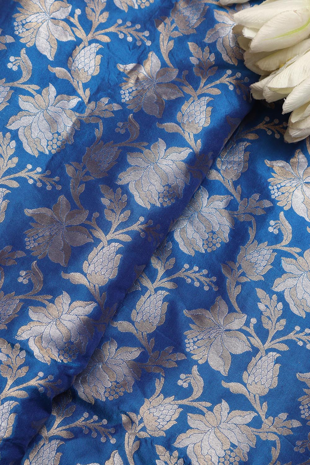 Blue Banarasi Pure Katan Silk Sona Roopa Flower Design Fabric ( 1 Mtr ) - Luxurion World