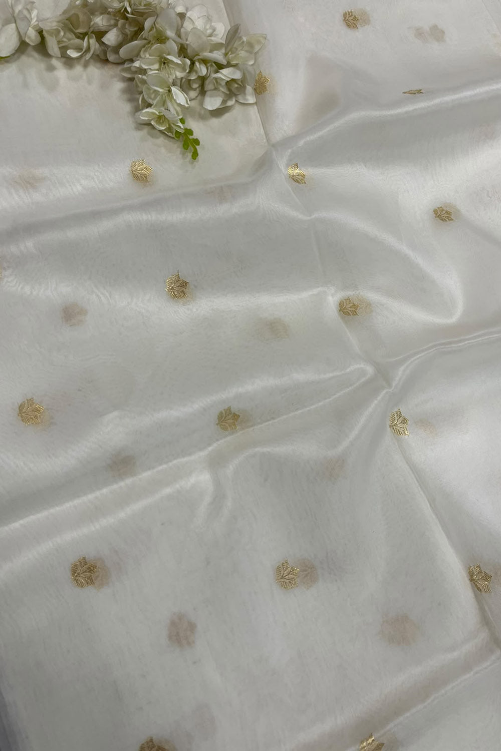 Dyeable Banarasi Kora Silk Booti Design Fabric IF1B1MI626092301