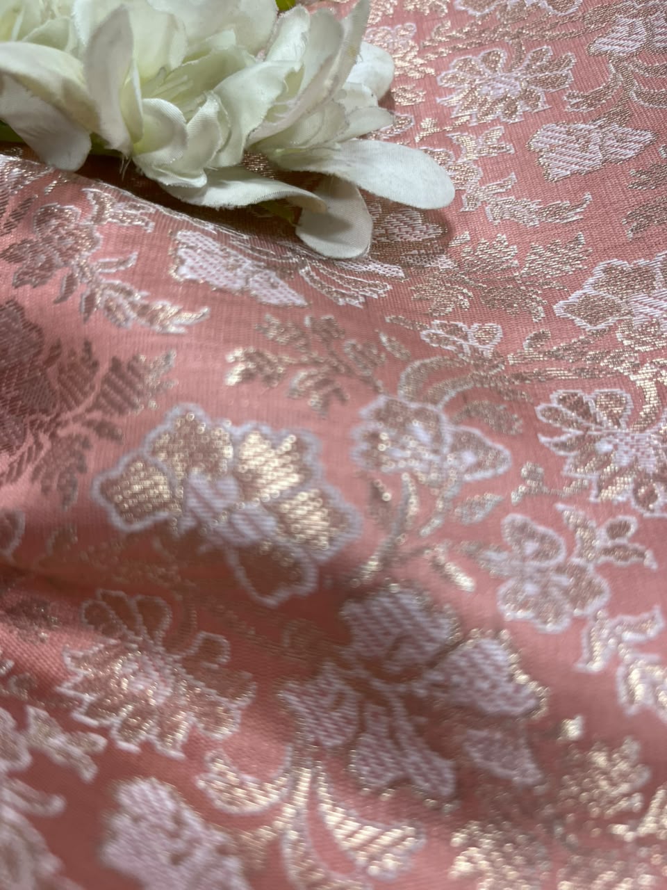 Pink Banarasi Silk Brocade Fabric Flower Design ( 1 Mtr )