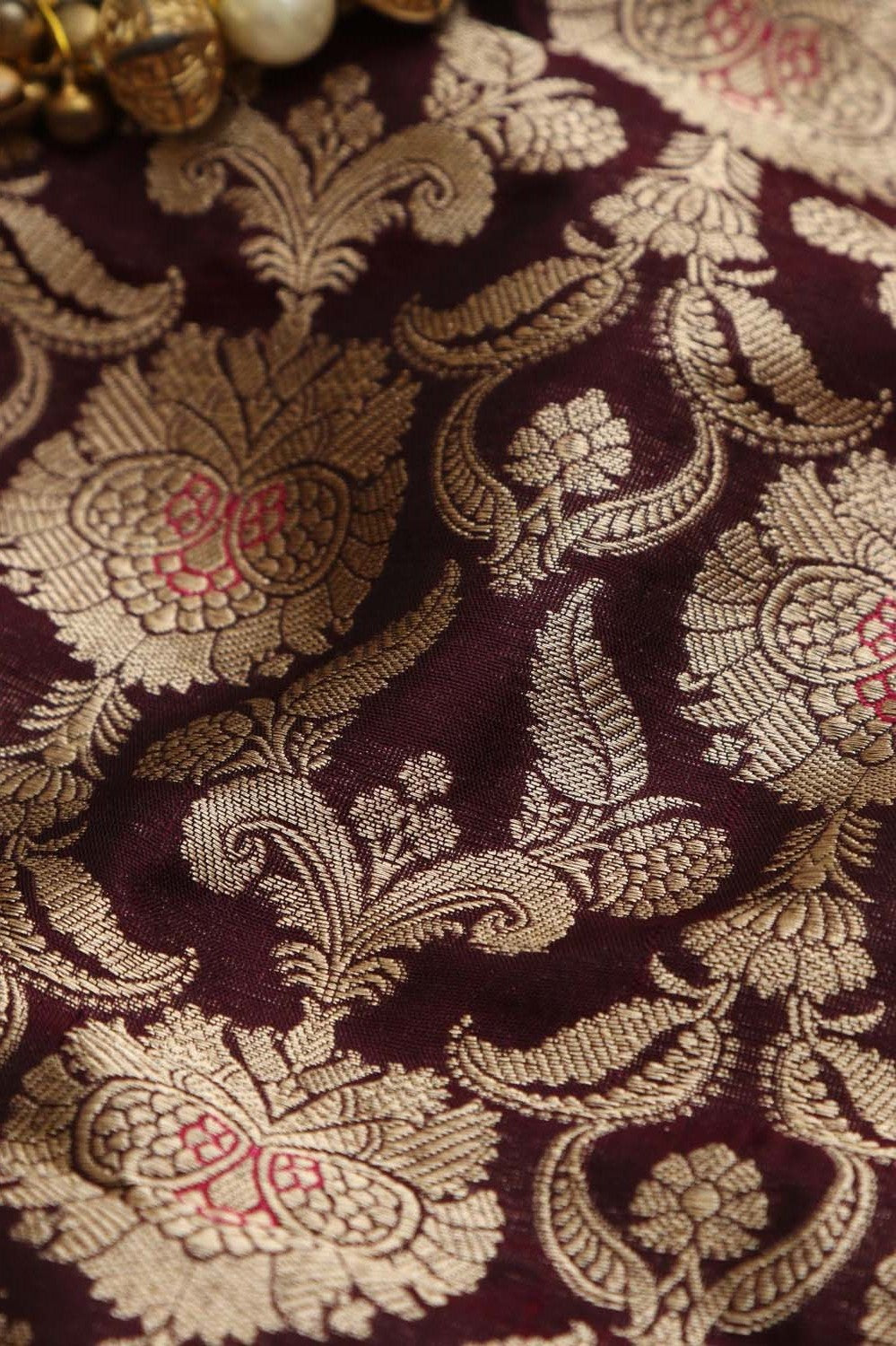 Exquisite Maroon Banarasi Handloom Katan Silk Fabric ( 1 Mtr ) - Luxurion World