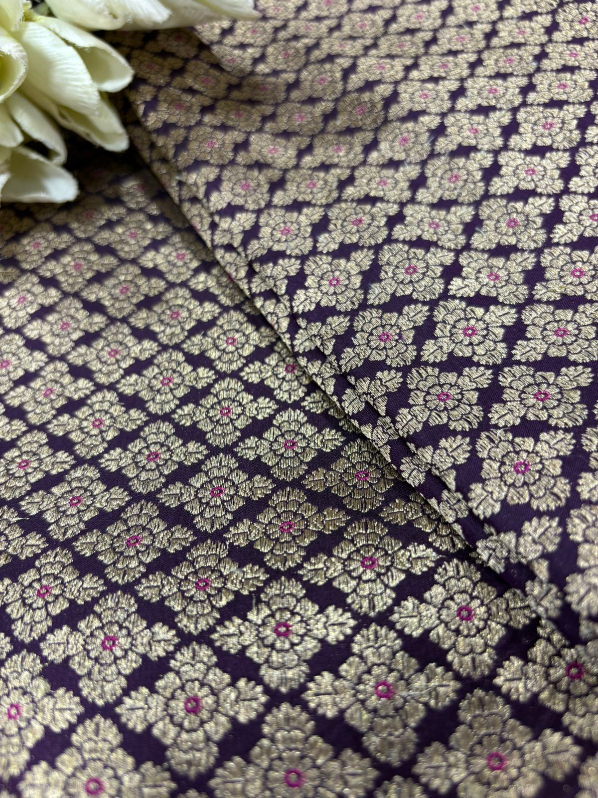 Maroon Banarasi Handloom Pure Katan Silk Fabric