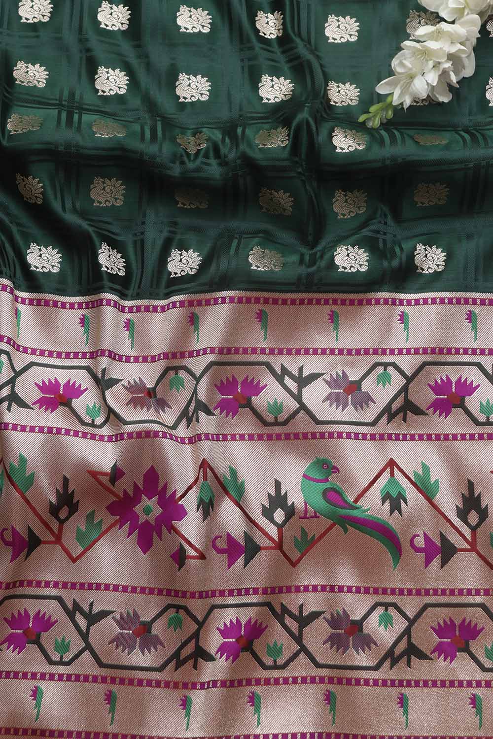 Green Banarasi Silk Big Border Fabric ( 1 Mtr ) - Luxurion World