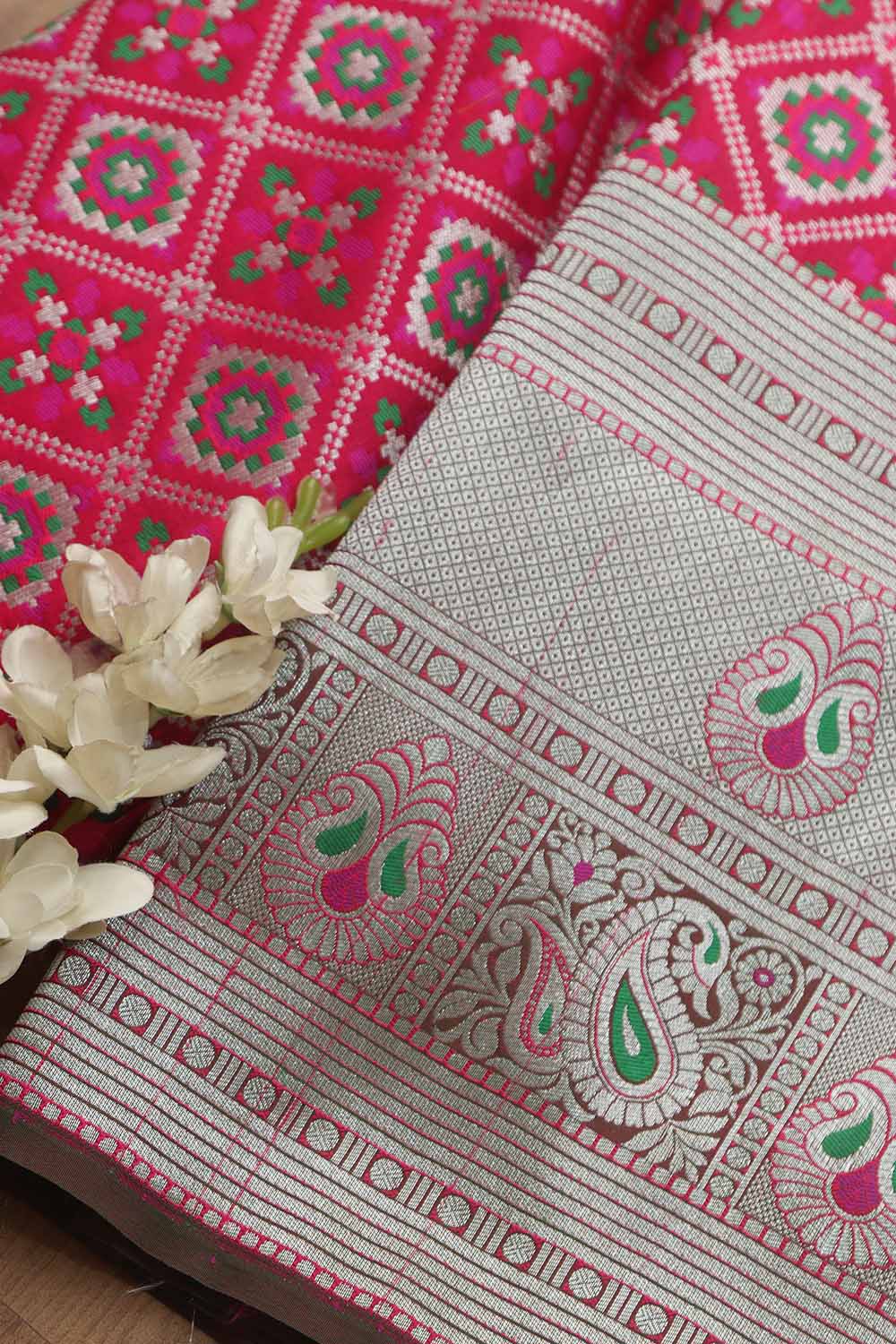 Stunning Pink Banarasi Silk Big Border Fabric ( 1 Mtr ) - Luxurion World