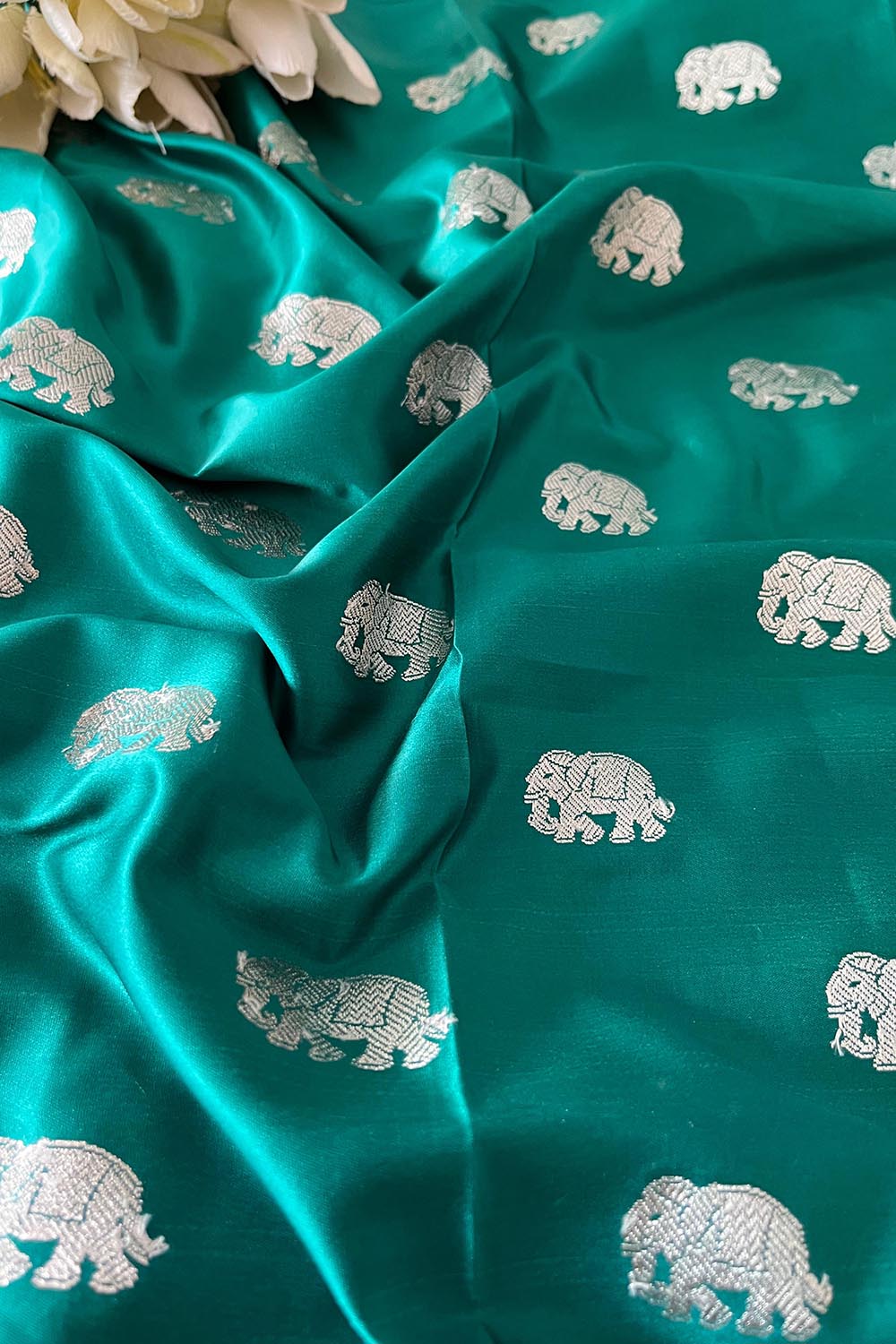 Green Banarasi Mashru Silk Elephant Design Fabric ( 1 Mtr ) - Luxurion World