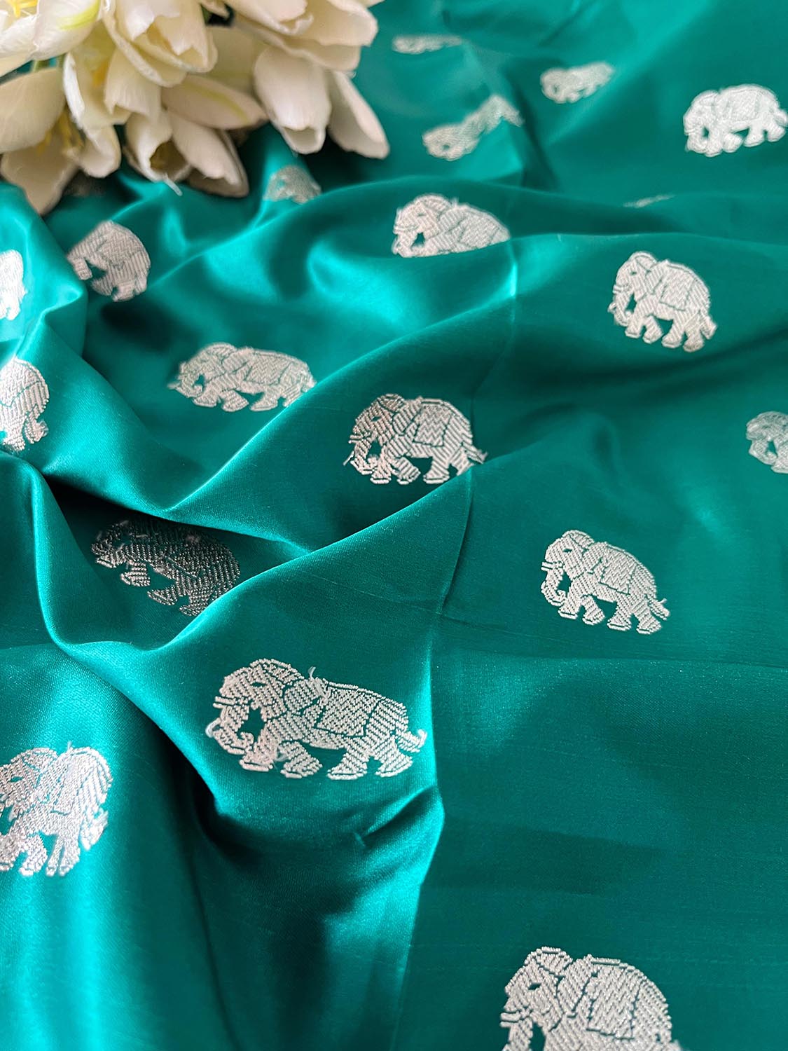 Green Banarasi Mashru Silk Elephant Design Fabric ( 1 Mtr ) - Luxurion World