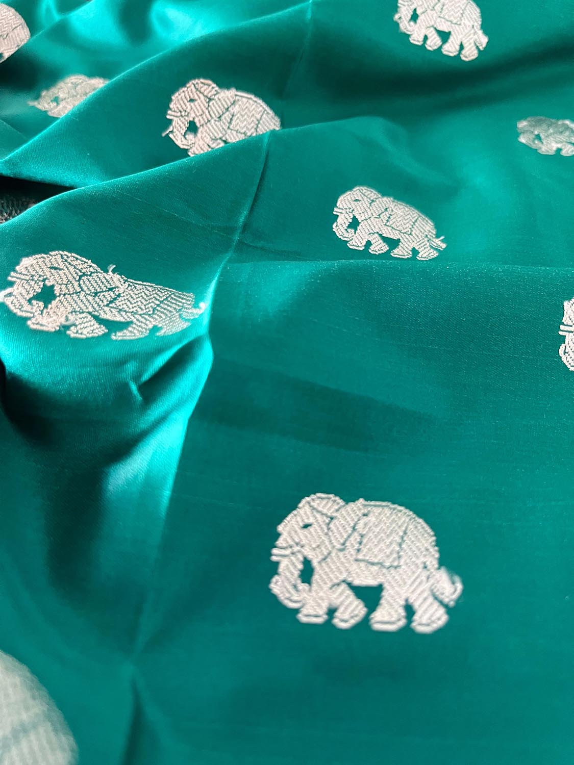 Green Banarasi Mashru Silk Elephant Design Fabric ( 1 Mtr ) - Luxurion World