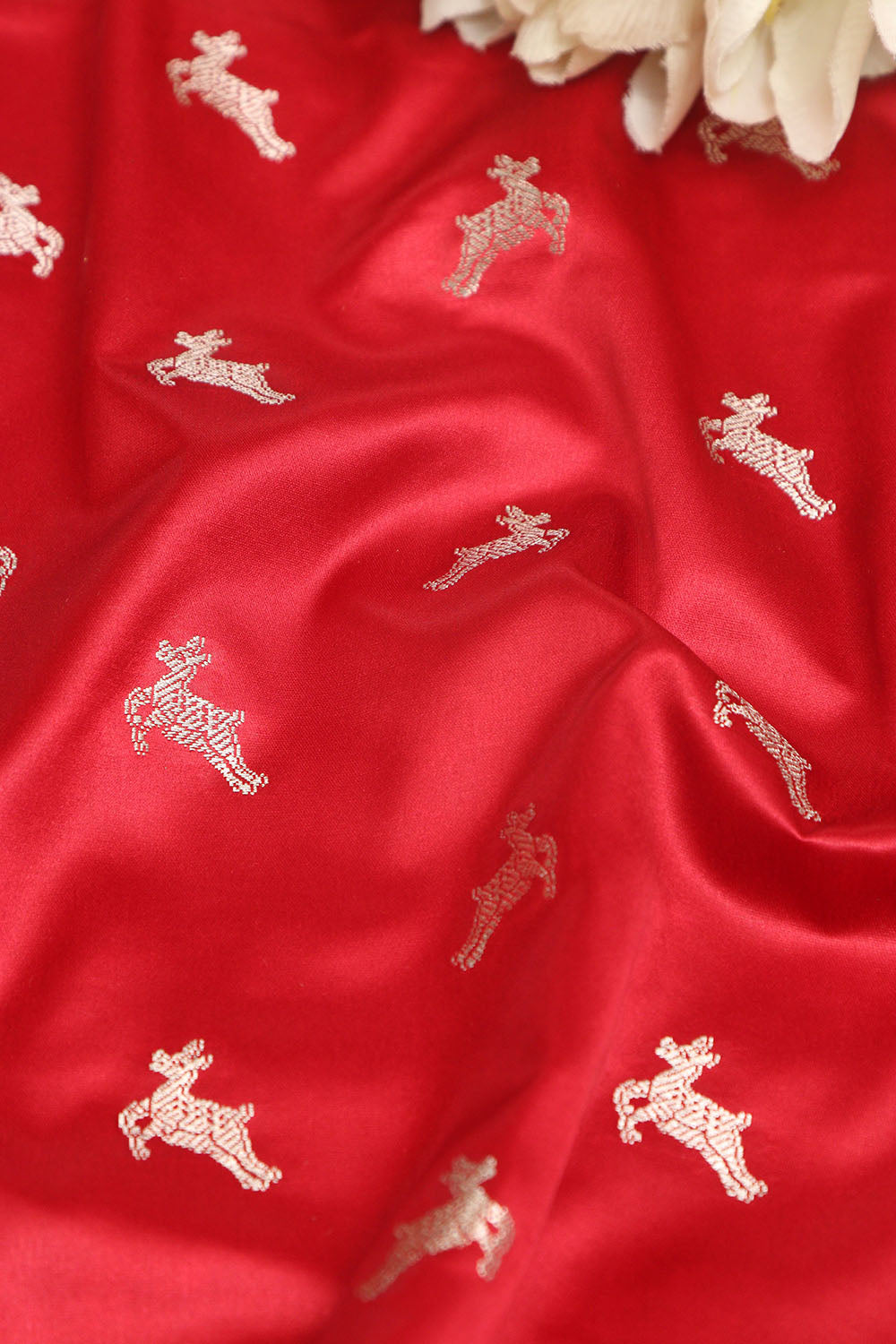 Red Banarasi Mashru Silk Deer Design Fabric ( 1 Mtr ) - Luxurion World