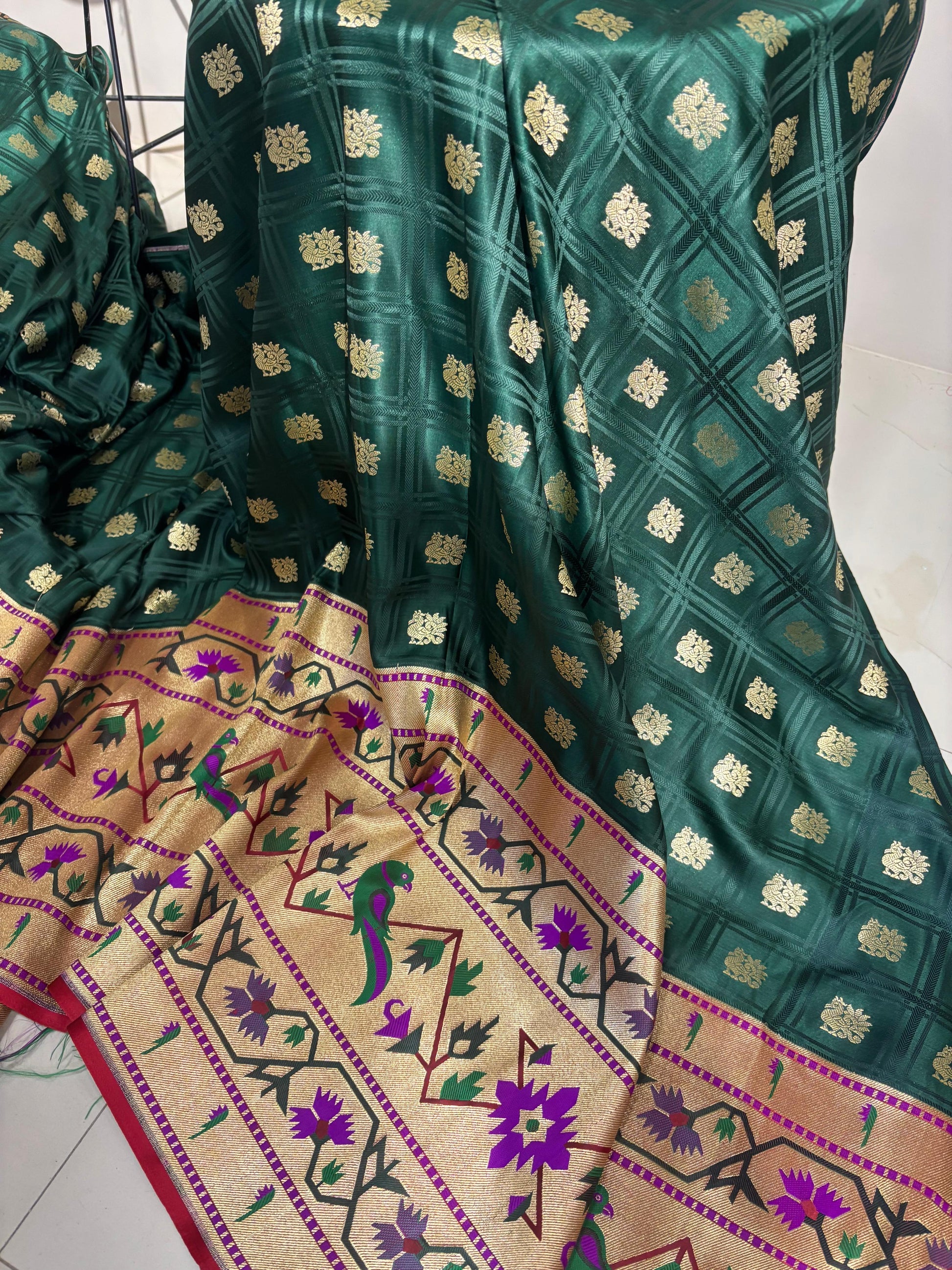 Green Banarasi Silk Paithani Big Border Fabric ( 1 Mtr ) - Luxurion World