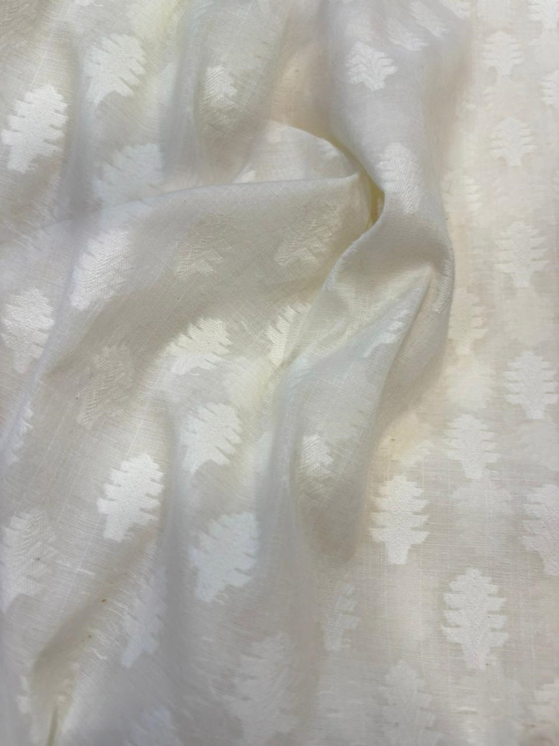 Dyeable Pure Cotton Handloom Banarasi Fabric ( 1 Mtr ) - Luxurion World