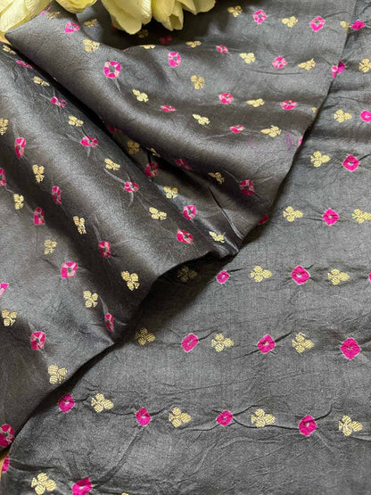Elegant Grey Banarasi Bandhani Handloom Chiniya Silk Fabric ( 1 Mtr ) - Luxurion World