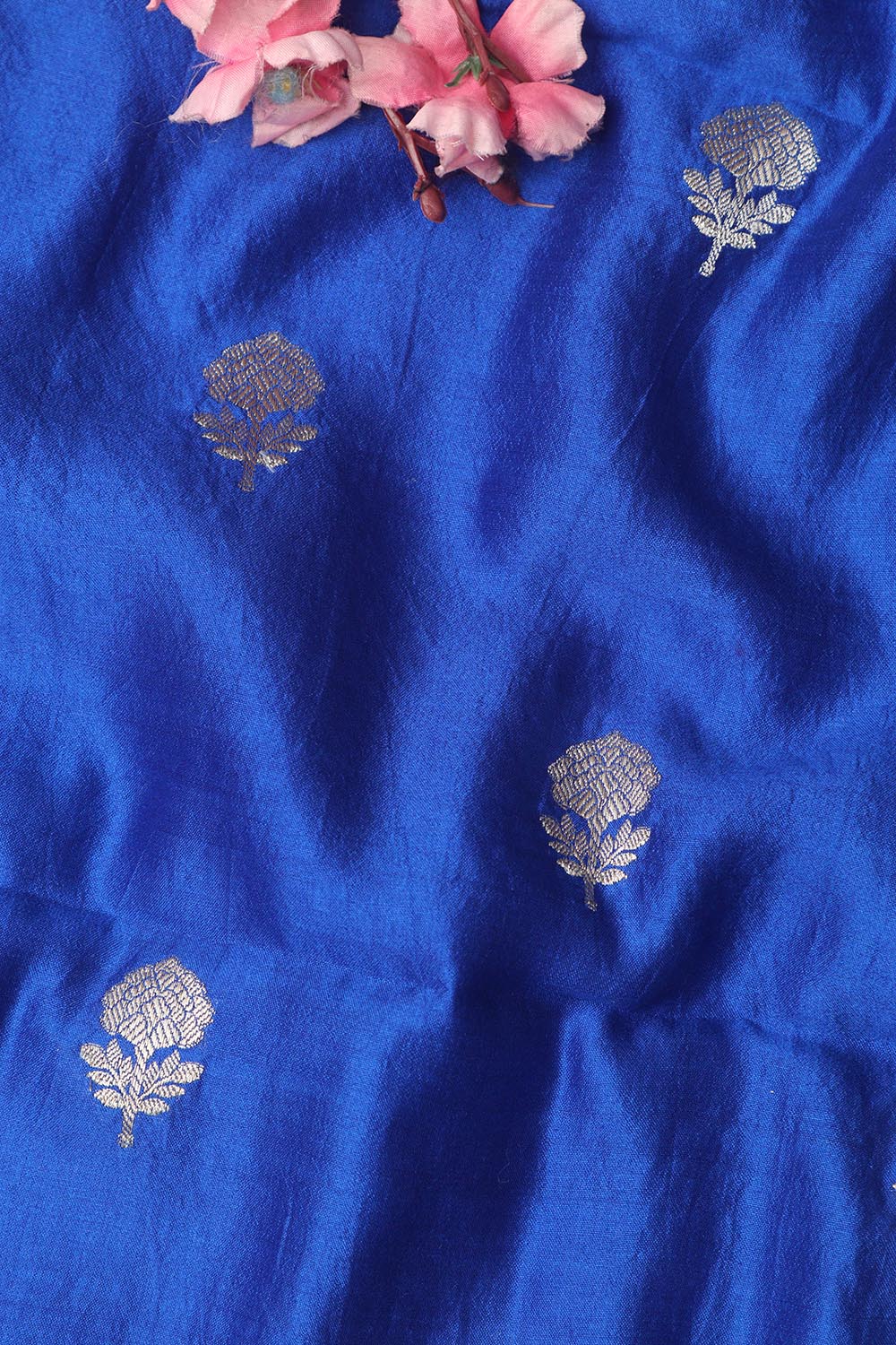 Elegant Blue Banarasi Handloom Chiniya Silk Fabric ( 2.5 Mtr ) - Luxurion World