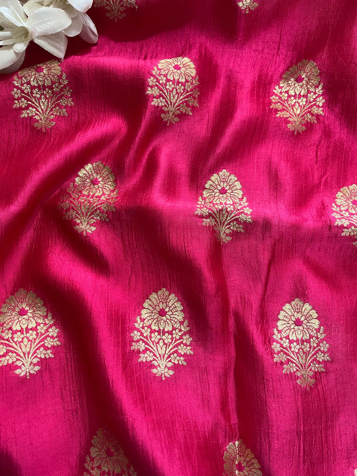 Elegant Pink Banarasi Handloom Pure Katan Silk Fabric ( 2.5 Mtrs - Luxurion World