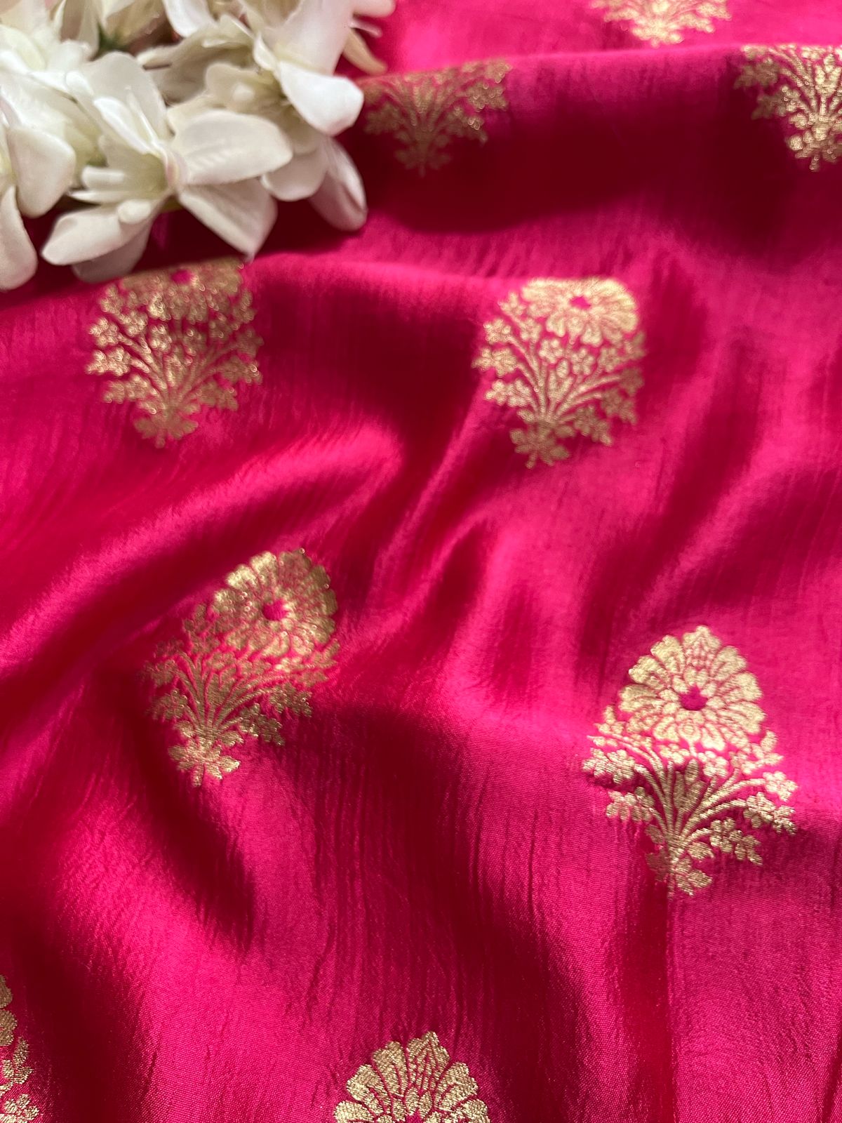 Elegant Pink Banarasi Handloom Pure Katan Silk Fabric ( 2.5 Mtrs ) - Luxurion World