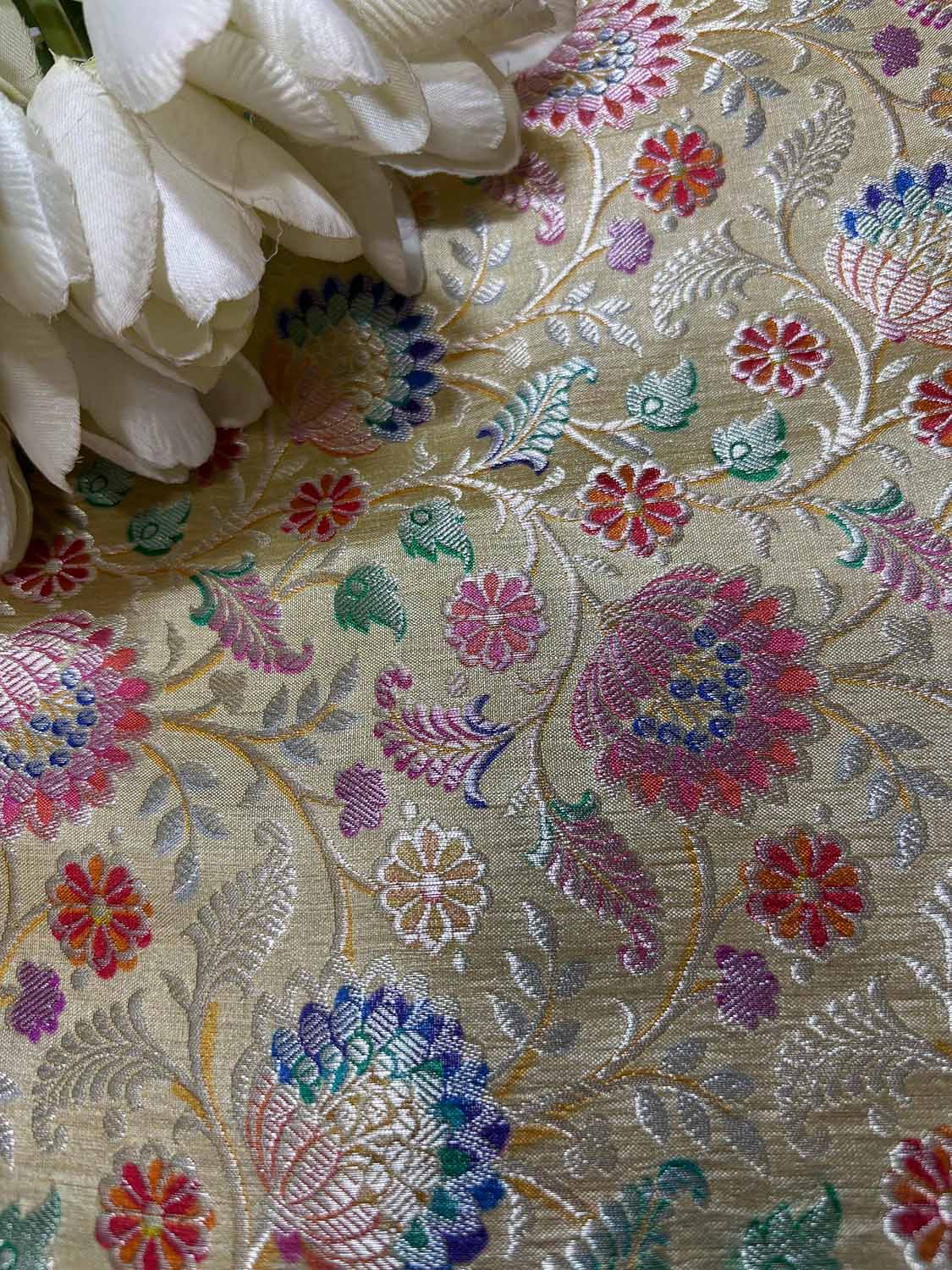 Multicolor Banarasi Handloom Pure Silk Fabric (1 Mtr ) - Luxurion World