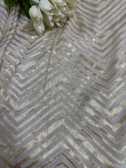 Dyeable Banarasi Pure Georgette Zig Zag Design Fabric ( 1 Mtr ) - Luxurion World