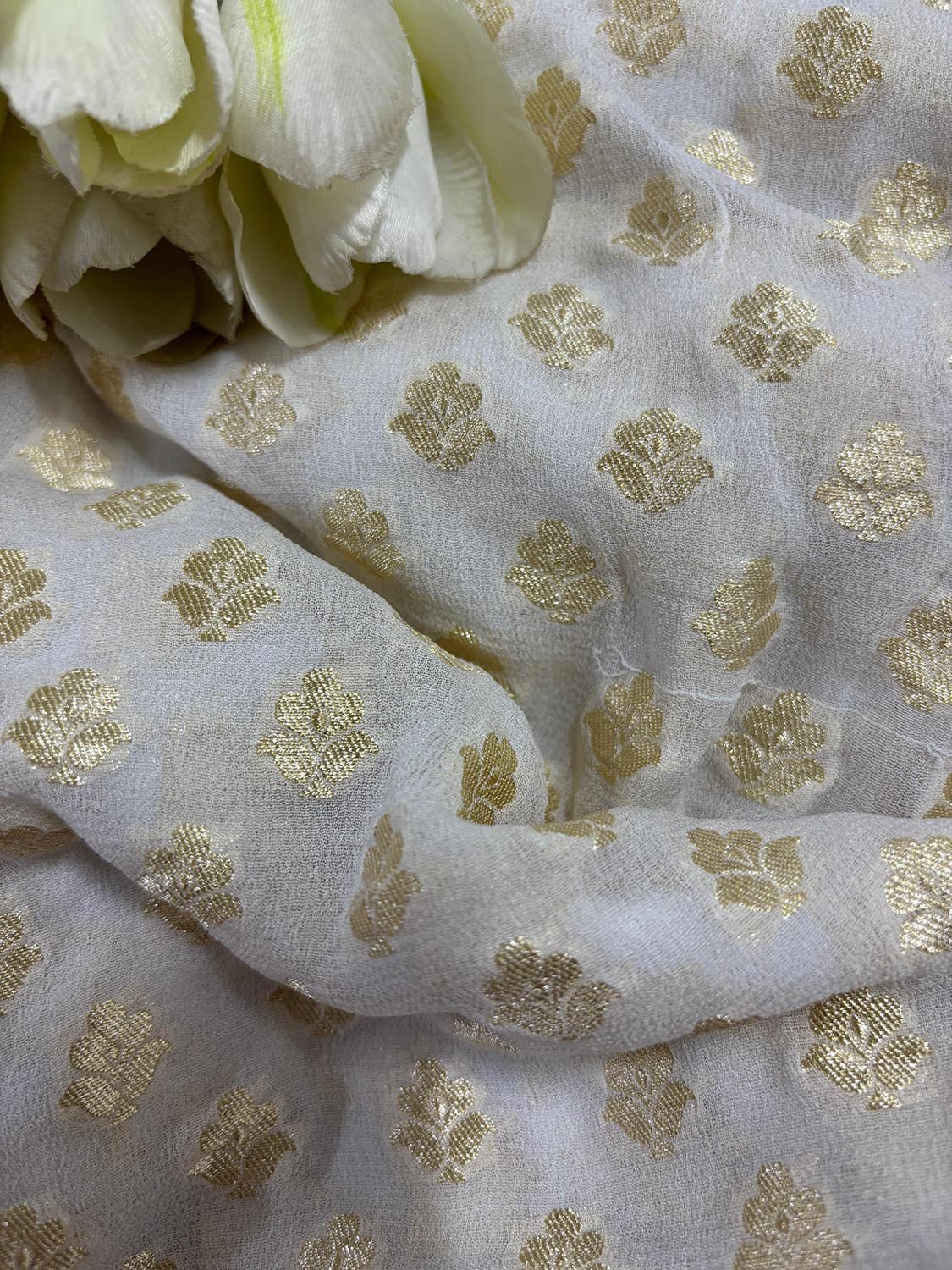 Dyeable Banarasi Pure Georgette Fabric ( 1 Mtr ) - Luxurion World