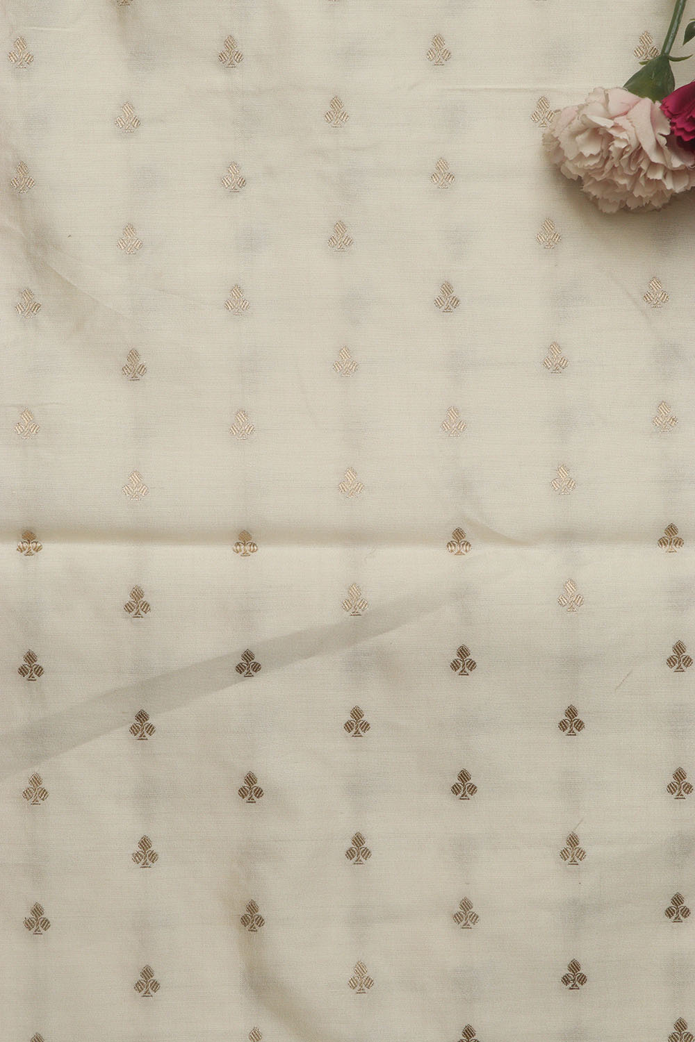 Dyeable Banarasi Handloom Chiniya Silk Fabric ( 2.5 Mtr ) - Luxurion World