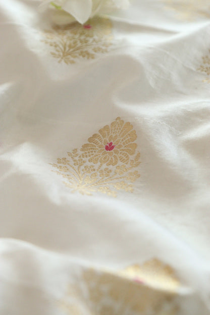 Dyeable Banarasi Handloom Pure Katan Silk Fabric ( 1 Mtr ) - Luxurion World