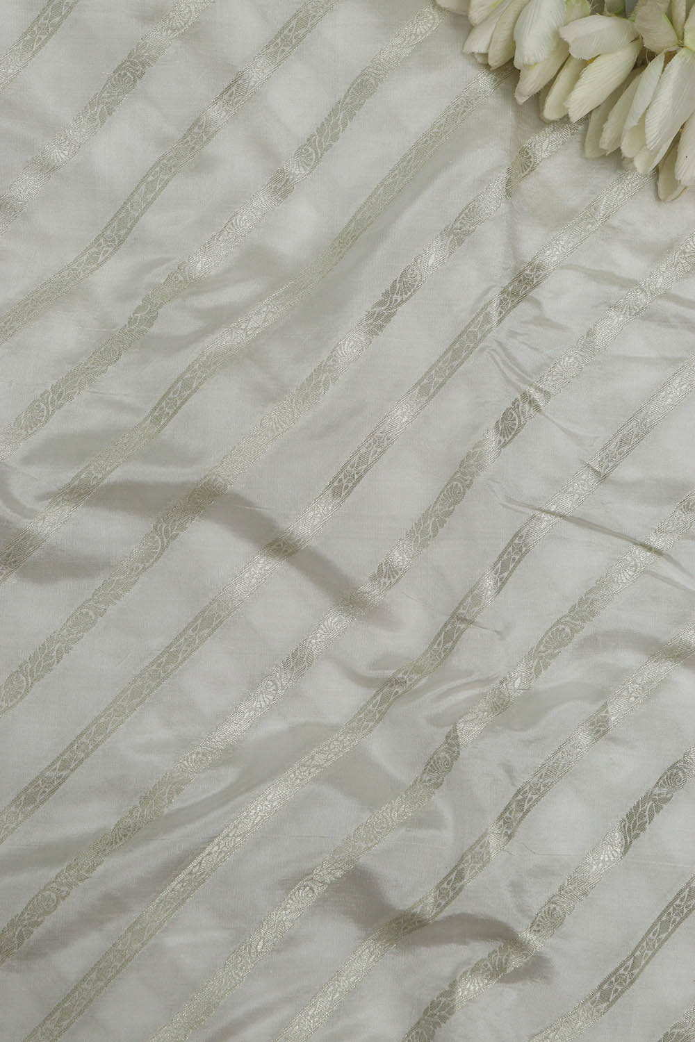 Dyeable Banarasi Handloom Pure Silk Stripe Design Fabric ( 1 Mtr ) - Luxurion World