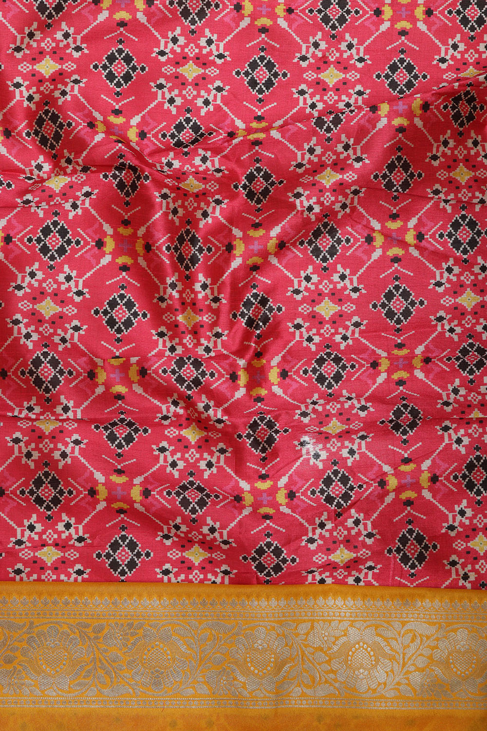 Pink Digital Printed Patola Design Tussar Silk Fabric With Banarasi Border ( 1 Mtr ) - Luxurion World
