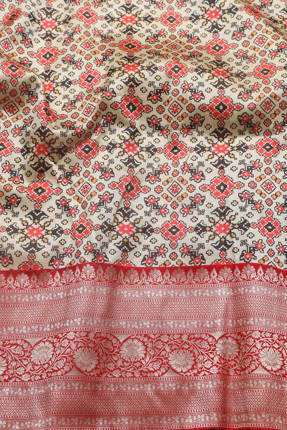 Off White Digital Printed Patola Design Tussar Silk Fabric With Banarasi Border ( 1 Mtr ) - Luxurion World