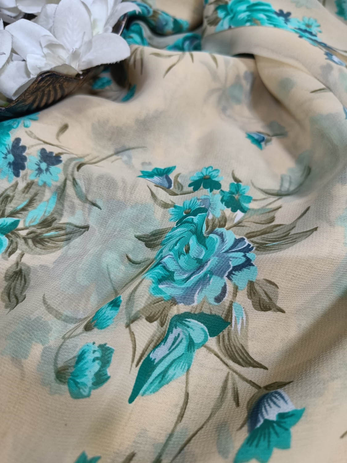 Soft Pastel Georgette Fabric with Digital Prints ( 0.5 Mtr ) - Luxurion World
